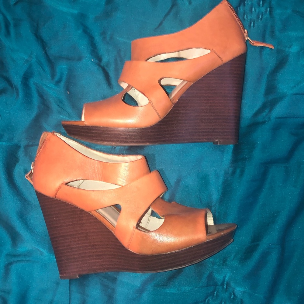 Leather wedges